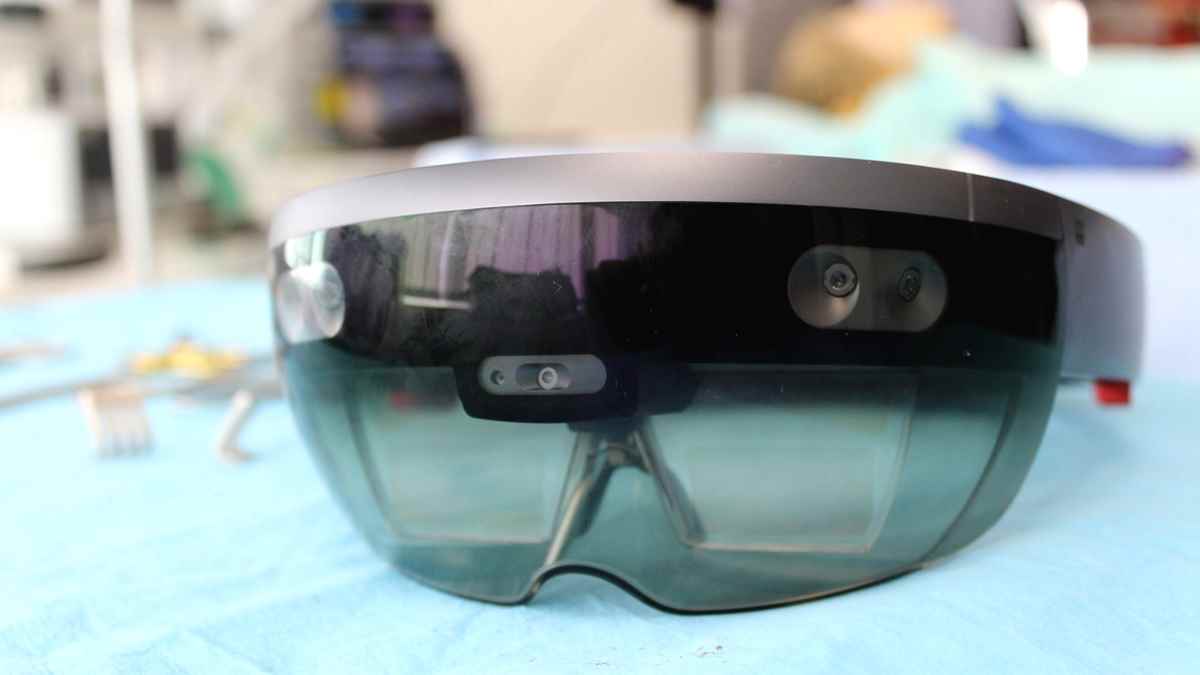 HoloLens for Good, Not War, i dipendenti Microsoft protestano per gli HoloLens ai soldati Usa