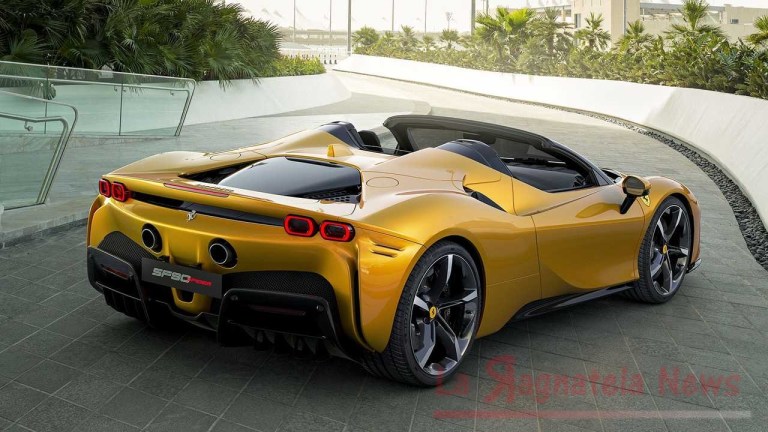 Ferrari SF90 Spider, mai nessuna come lei