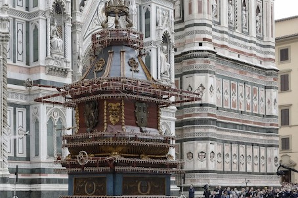 Torna a Firenze, il giorno di Pasqua, il tradizionale appuntamento con lo Scoppio del Carro