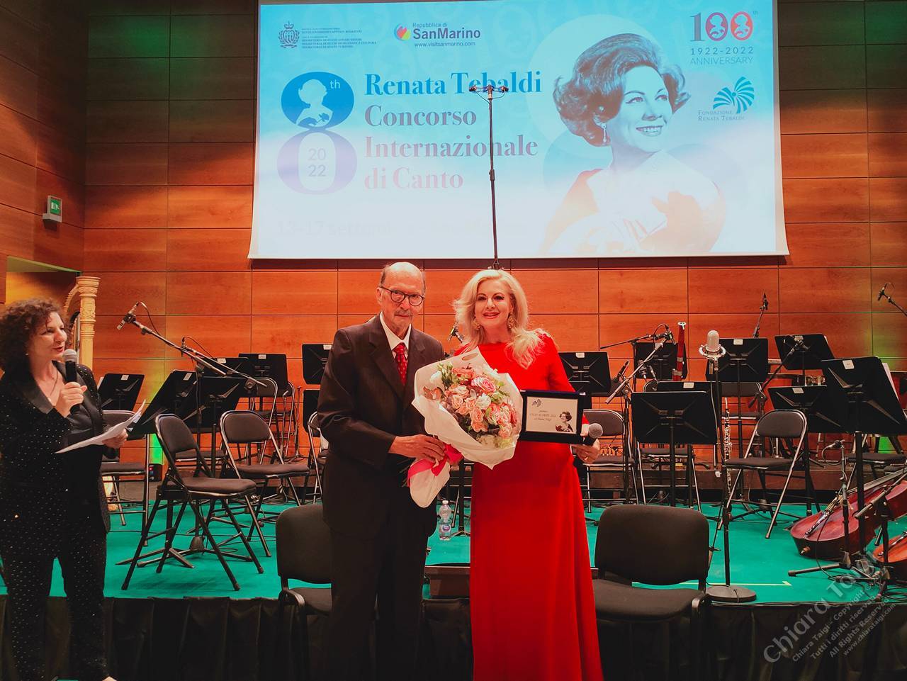 CHIARA TAIGI riceve il Premio Vissi d'Arte - Invitata speciale ed intervista esclusiva al Concorso Internazionale di Canto Renata Tebaldi 2022 nella Città di San Marino
