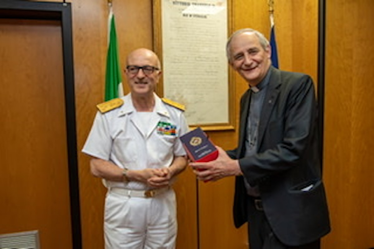 Il Cardinale Matteo Zuppi in visita al Comando Generale della Guardia Costiera