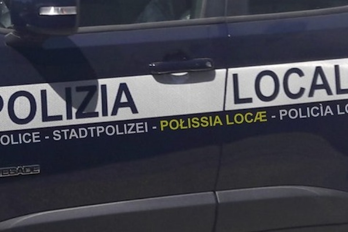 Polizia locale. Anche in Veneto la dicitura multilingue sui veicoli d’istituto ma manca la łéngua vèneta