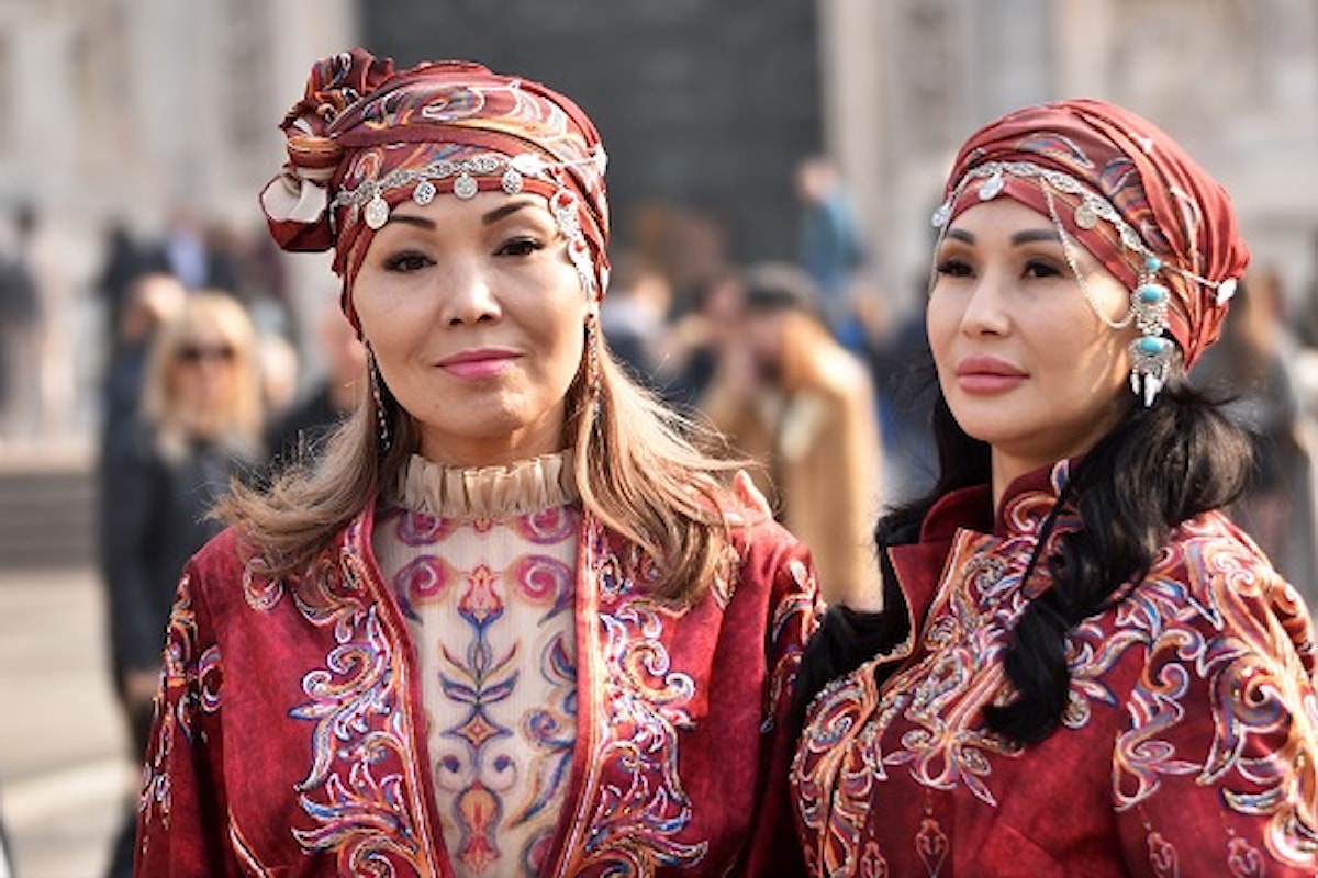 Il Kazakistan alla Milano Fashion Week, Madame Aisu interpreta la tradizione