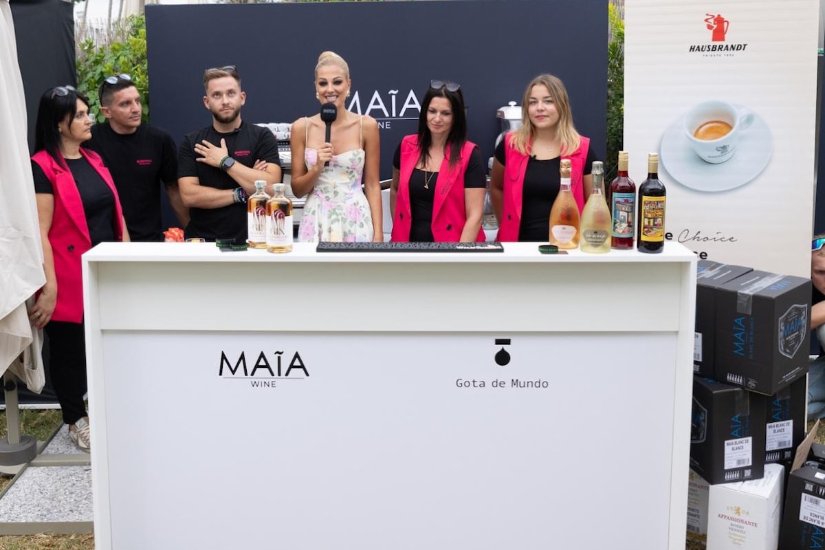 Lorenza Nardo ed il suo team di Caffè Barocco Revolution portano i loro strepitosi aperitivi e cocktail a “il Salotto delle Celebrità” in occasione della mostra del cinema di Venezia 2024