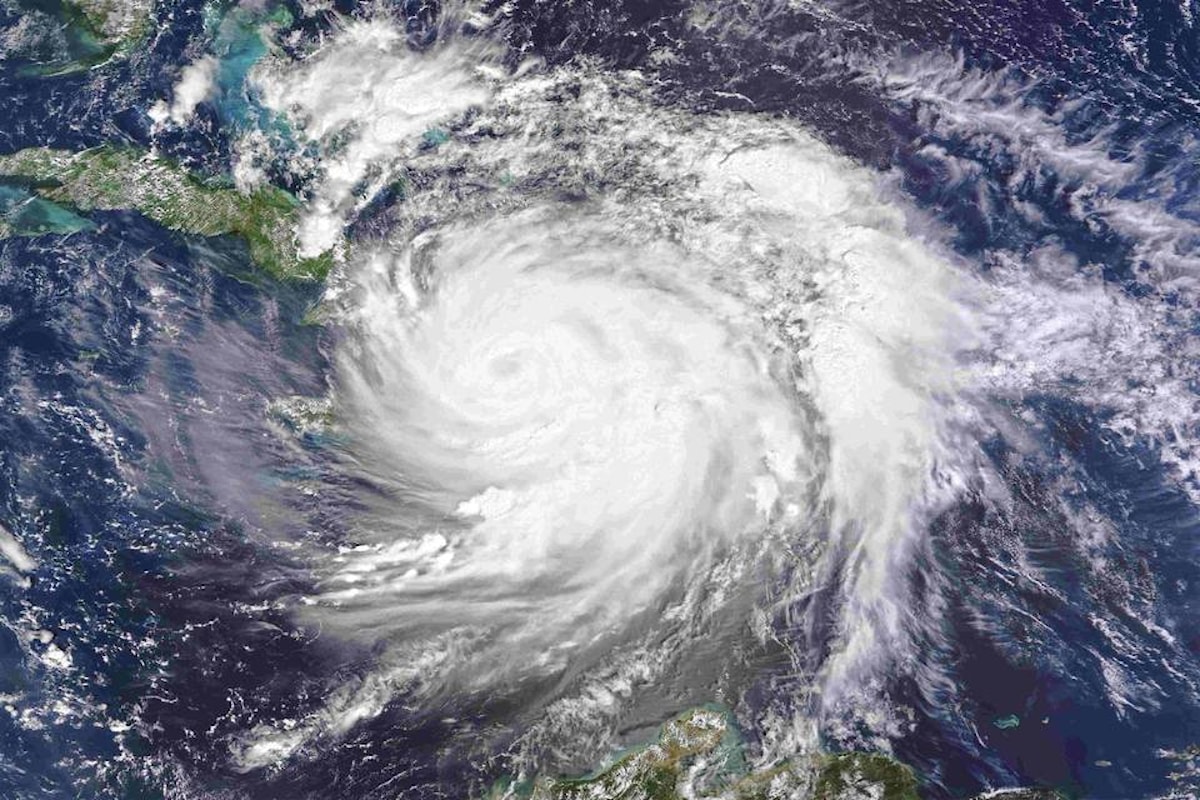Uragano Matthew: paura negli Stati Uniti. Milioni in fuga