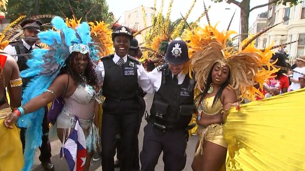 Londra: oltre 400 arresti adurante il carnevale di Notting Hill