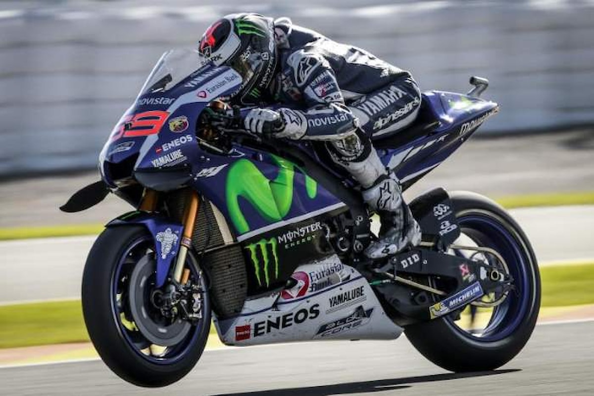 MotoGP, Valencia: Lorenzo parte in pole nell'ultima gara della stagione 2016